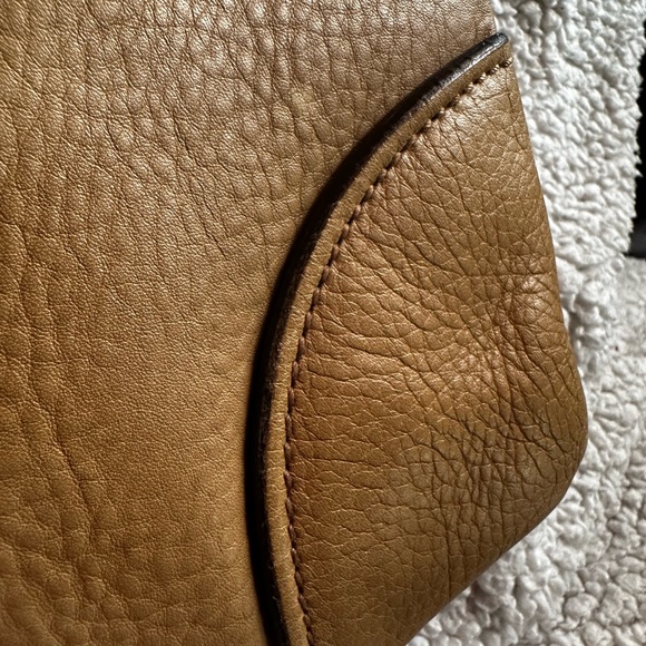 Vintage Gucci Handbag One Shoulder Bag 109147 tan
Mustard Leather Ladies GUCCI - Picture 10 of 16